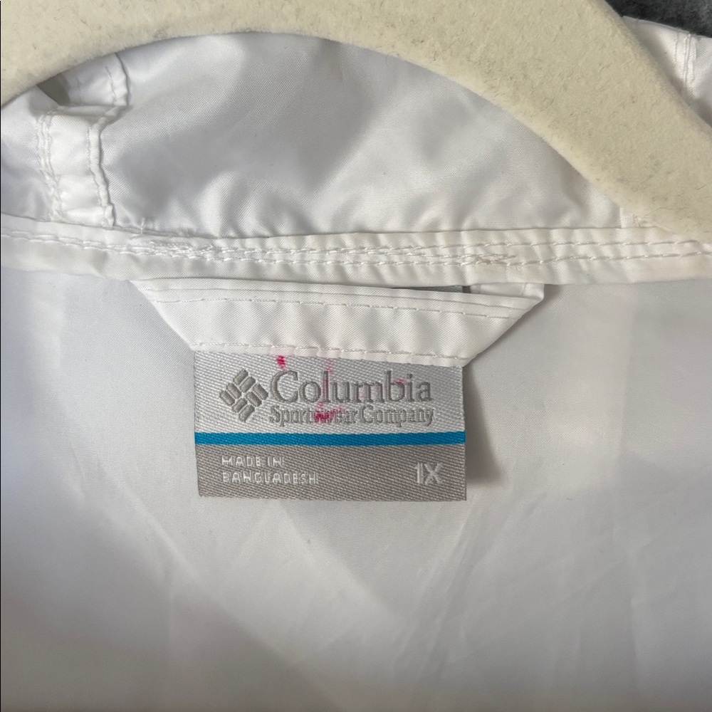 Columbia White, Green, and Navy Windbreaker 1X - Picture 7 of 8